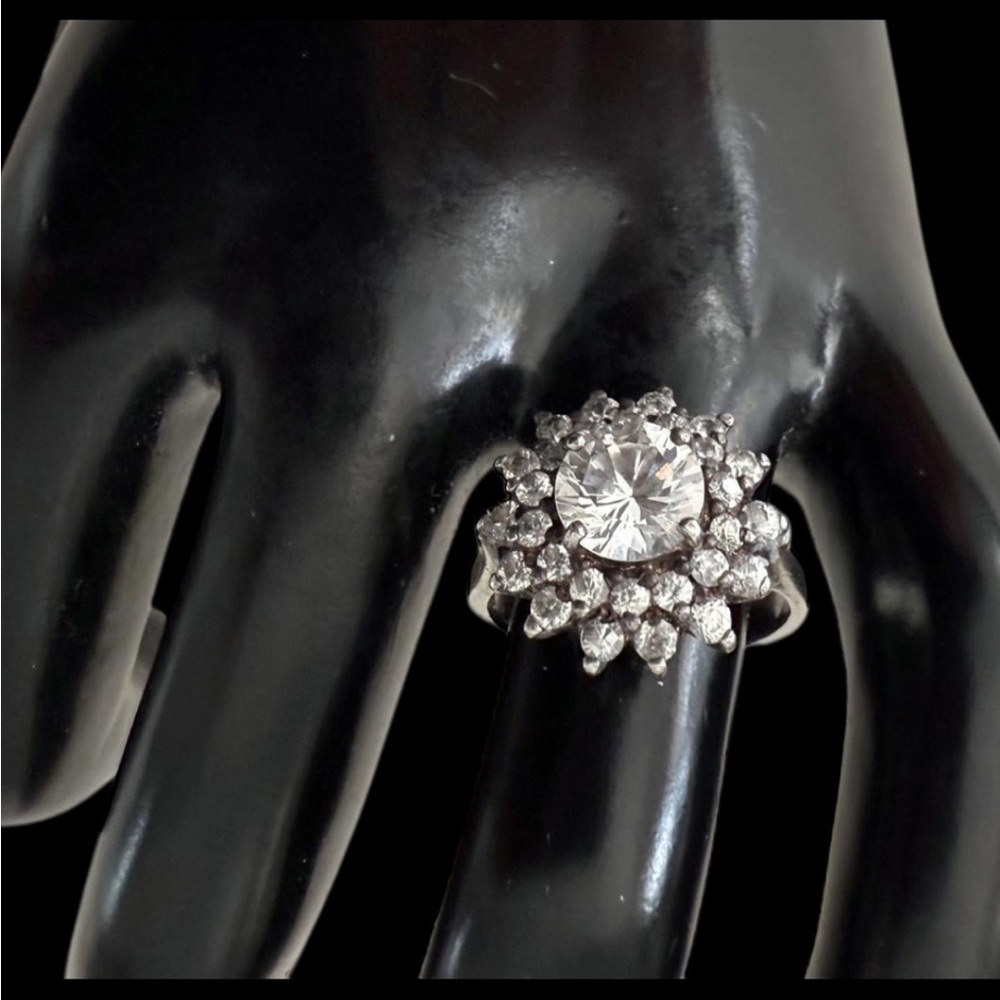 Vintage Sterling Silver Rhinestone Cluster Cocktail Ring Size 7.25